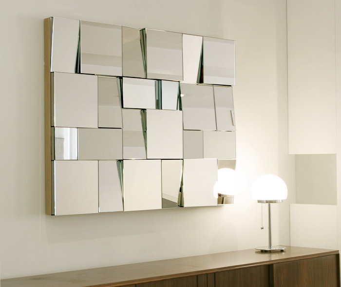 http://tocka.com.mk/images/content/sodrzina/mirrors-in-interior-design-7.jpg