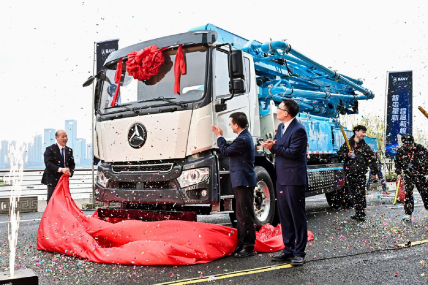 Личи на „Mercedes“, но не е: Кинезите претставија револуционерен камион