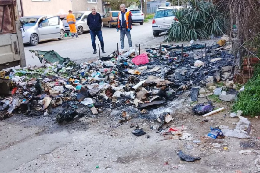 [ФОТО] Комунална Хигиена-Скопје започнува со машинско миење на скопските булевари и улици