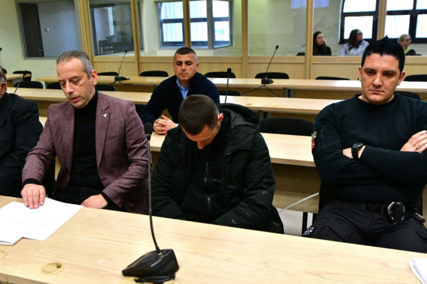 Сведокот Мартин Саздов тврди: Стојанче ѝ се закануваше на Ивана со експлицитни видеа