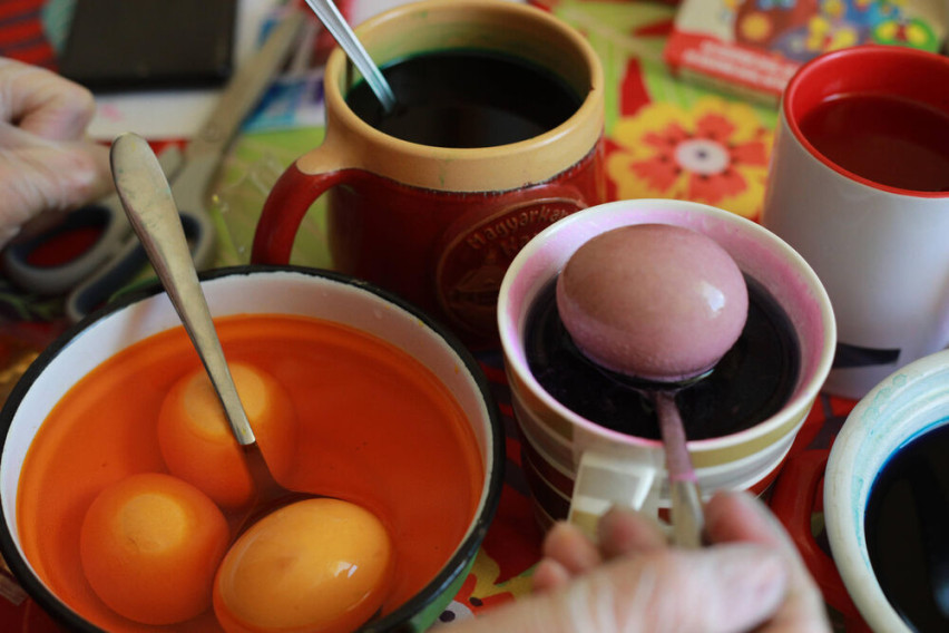 Јајцата се бојадисуваат на Велики четврток, петок или сабота? Свештеник го дал единствениот правилен одговор, ова мора да го знаете