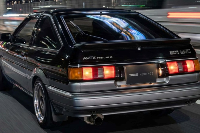 Оживеана легендарната „Toyota AE86“, поскапа од нов модел