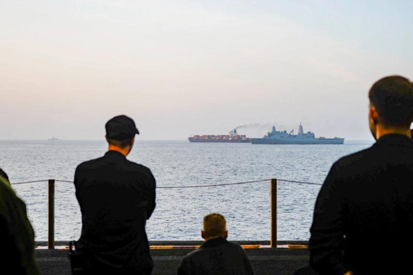 Објавени фотографии од запленувањето на ирански брод од страна на САД