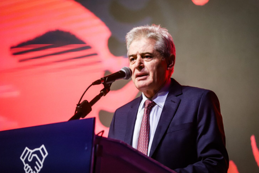 Влен: Неуспехот на 5 министри и молкот на внукот на Али Ахмети го оставија албанскиот јазик надвор од правосудниот испит!