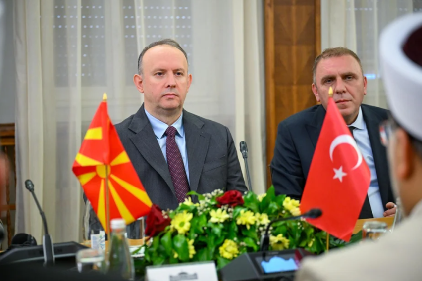 Гаши: Соживотот и дијалогот клучни за стабилноста во регионот