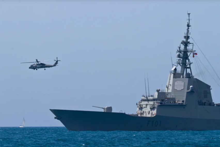 Иран ќе дозволи низ Ормускиот теснец да поминат до 15 бродови дневно