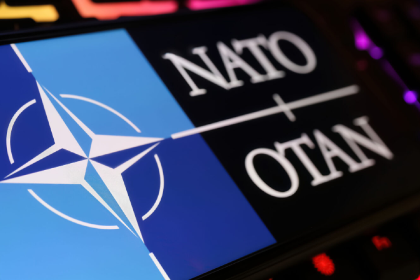 Трамп ги нападна НАТО и Папата