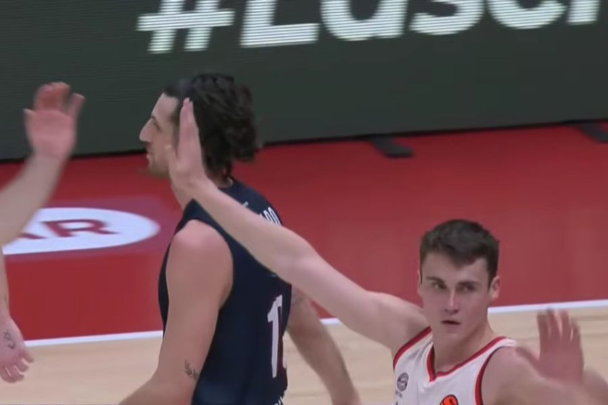 Одличниот Димитријевиќ го предводеше Баерн до победа во Бундеслигата