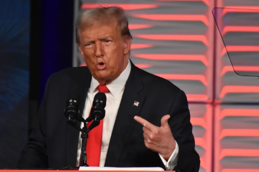 [ВИДЕО] Трамп: Да не бев претседател, светот ќе се распаднеше, нè очекуваат два неверојатни дена