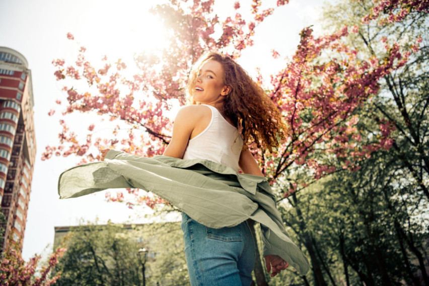 Утре е најсреќен ден за овие шест знаци: Ѕвездите им ја отвораат вратата кон богатството и успехот