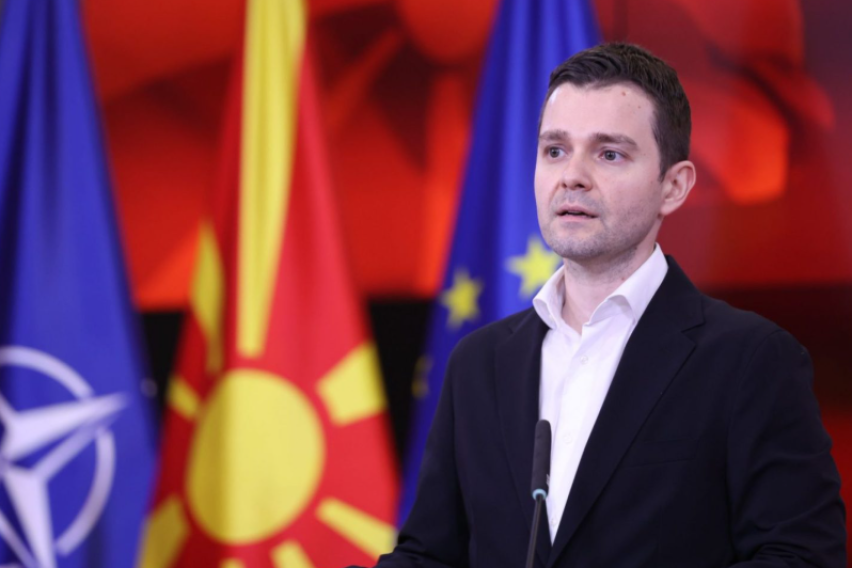 Работна посета на министерот Муцунски на Француската Република