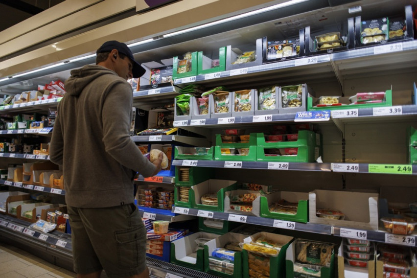 Нафтената криза се прелева во недостиг на производи за секојдневна употреба – кои се најзагрозени?