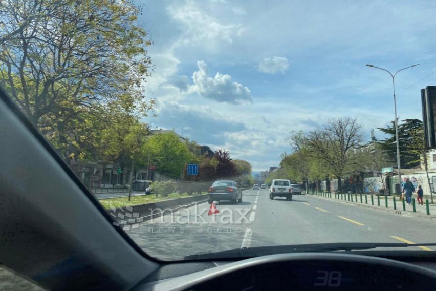 Скопјанец со тешки телесни повреди донесен во болница, на Па