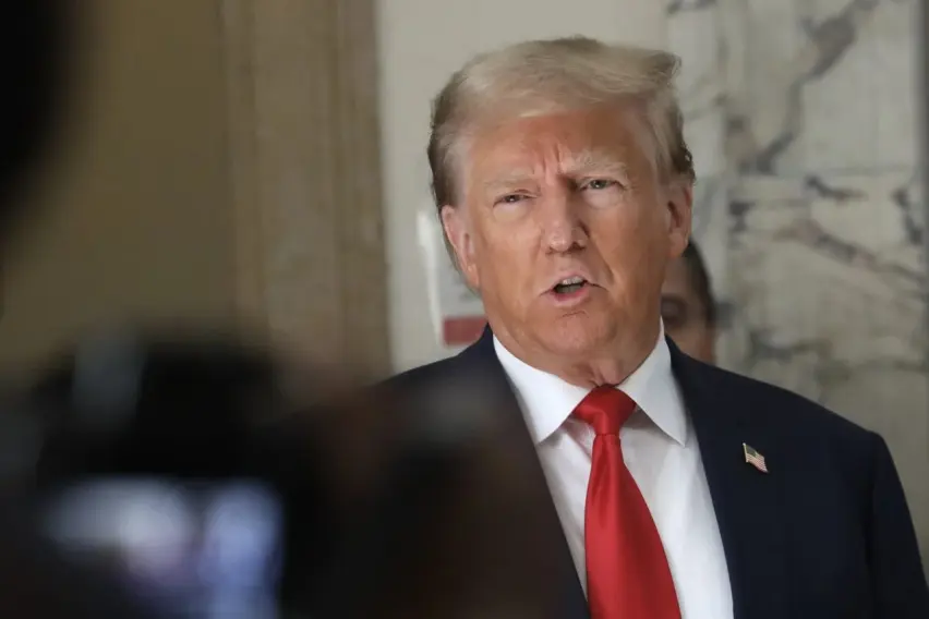Трамп вели дека вложува последни напори за договор