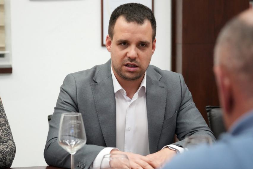 Колку му било ветено на Богац, ЈО да истражи дали наместенио