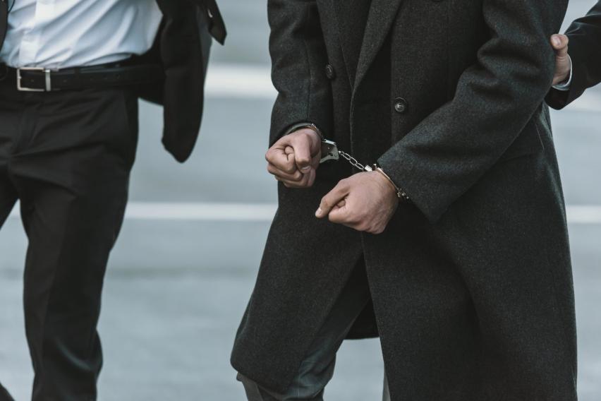Уапсени двајца скопјани во Драчево, едниот нападнал полицаец