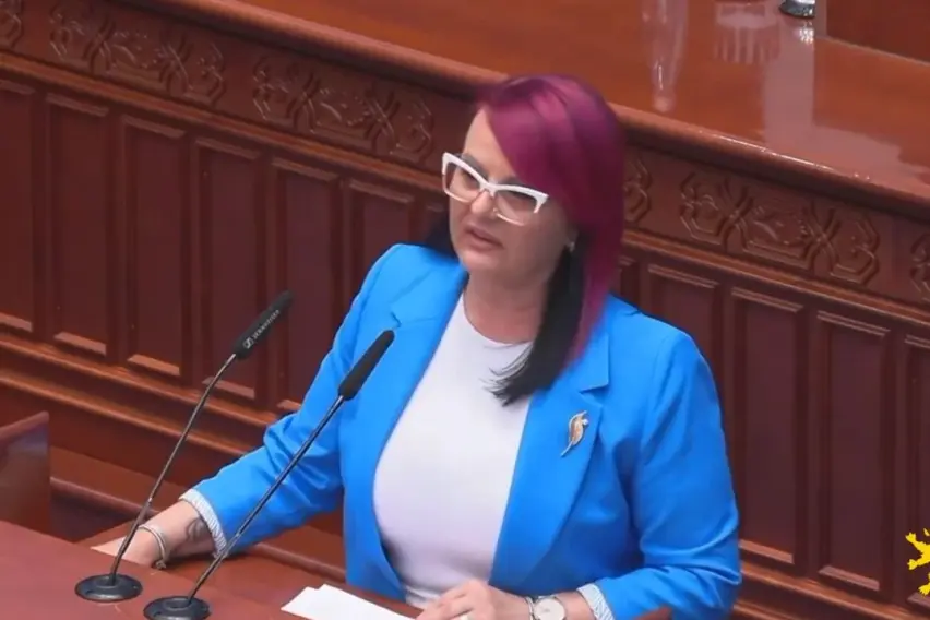 Ангелова: СДС не може да ги поднесе резултатите на