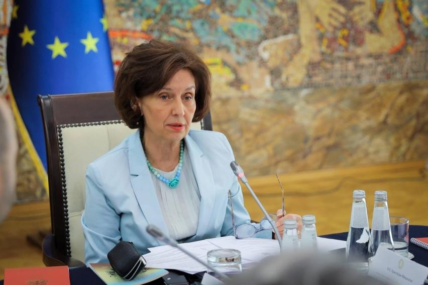 Сиљановска-Давкова на Самитот на шефови на држави и влади на