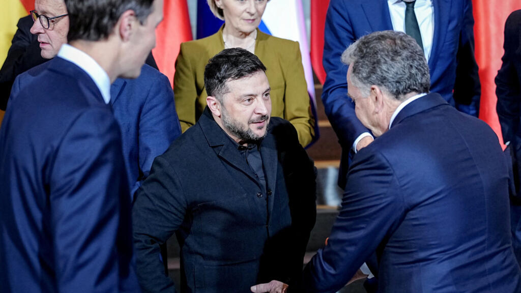 Путин со часови разговарал со најблиските луѓе на Трамп - Извор: „Нема да запре додека не го постигне тоа“