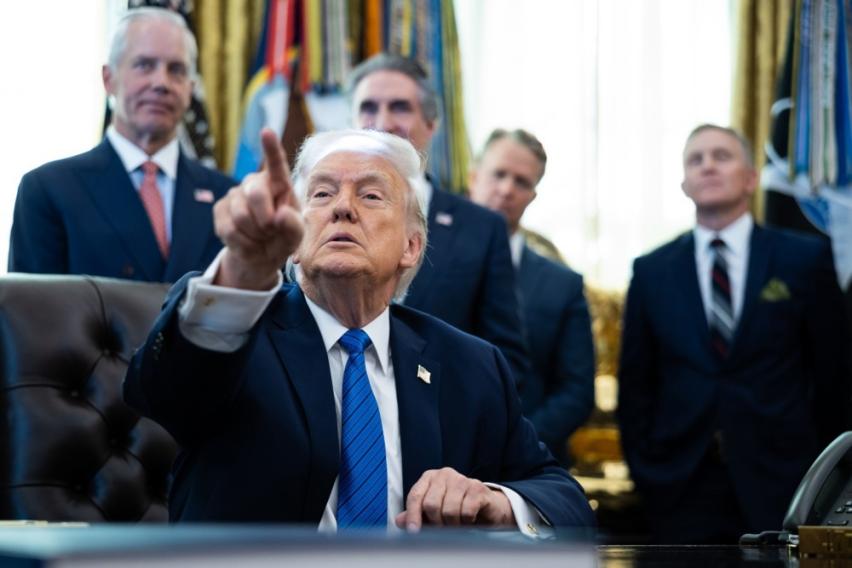 Трамп ја нападна Шпанија: „Тие ќе бидат уништена земја“