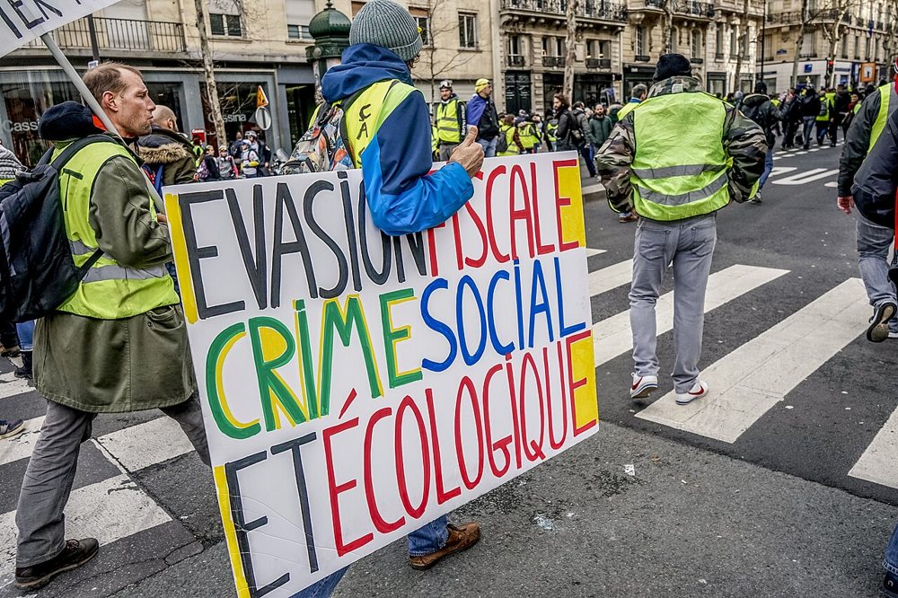 Архивска фотографија: протест на жолтите елеци во Париз, февруари 2019
